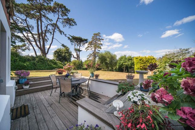 Flat for sale in Immaculately Presented, Baring Road, Cowes