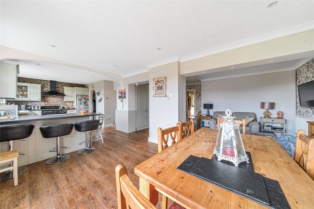 17, Forgefield, Westerham photo 4
