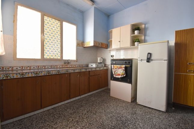 Town house for sale in Montroy, Valencia, Spain