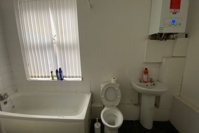 Flat 1, 46, Wadham Road, Bootle photo 2