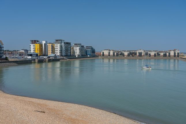 65, Dominica Court, Sovereign Harbour Eastbourne photo 5