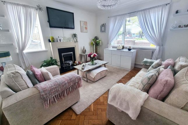 162 Colcot Road, Barry photo 5
