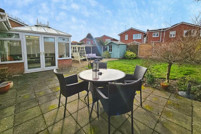 8, Marsh Close, Alsager photo 2