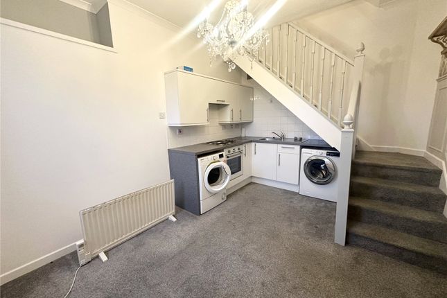 7, Old Priory Road, Carmarthenshire photo 2