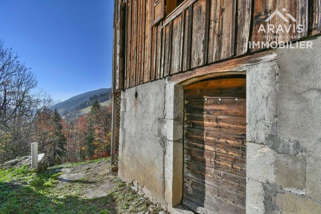 Farmhouse for sale in Rhône-Alpes, Haute-Savoie, Le Grand-Bornand