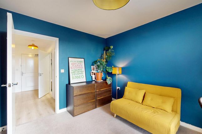 2 Bedroom For Sale At Mahindra Way, Beckton, E6 By