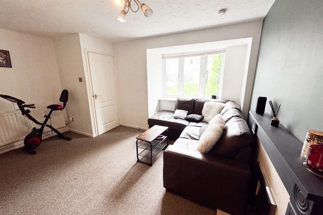 22, Summerhill Drive, Newcastle-under-Lyme photo 3