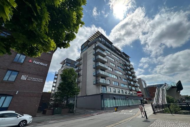1-bed flat on 211 Witham Wharf, Brayford Wharf East, £50,000