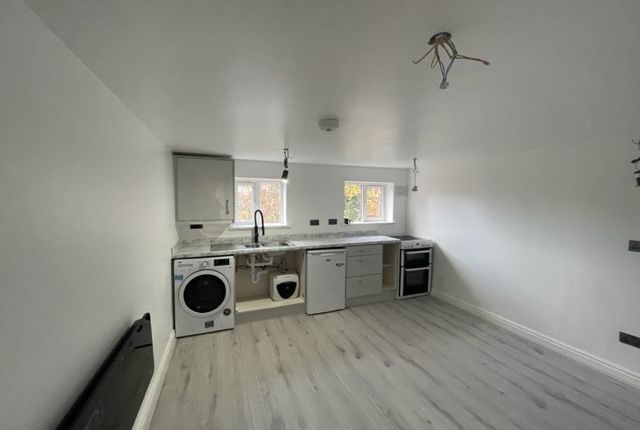 Thumbnail Flat to rent in Coventry Street, Kidderminster