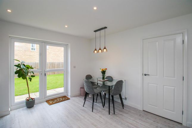 5, Ashfield Drive, Altofts photo 4