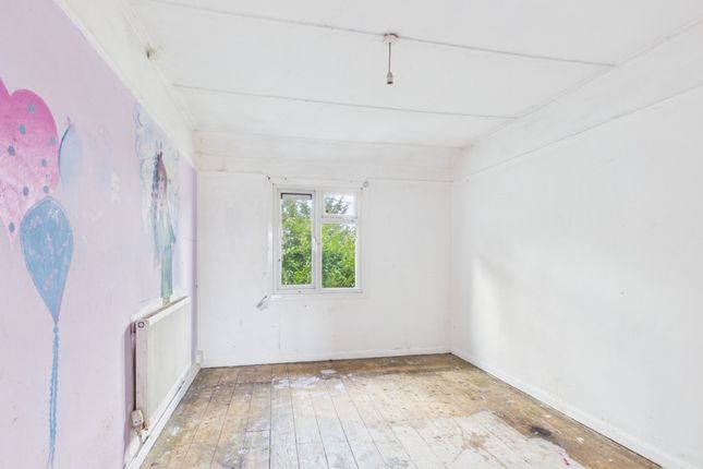 35A Chywoone Avenue, Newlyn, Penzance photo 4