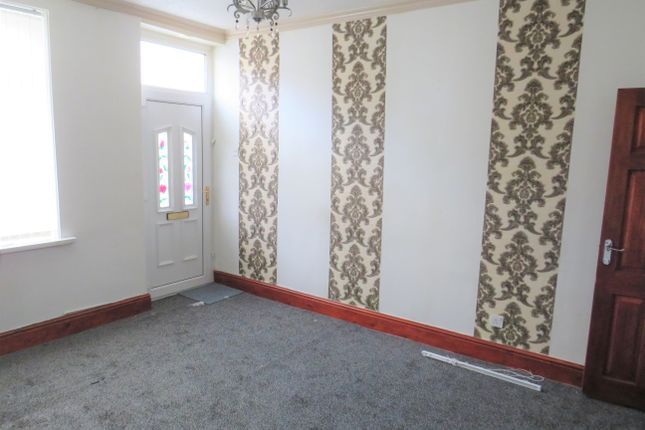 19, Stanmore Place, Bradford photo 3