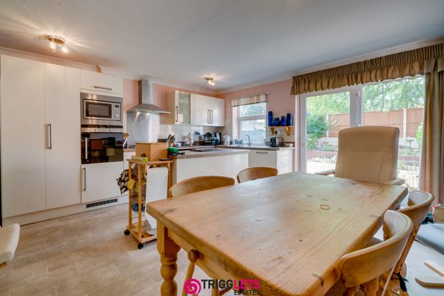 14, Cherry Tree Street, Barnsley photo 2