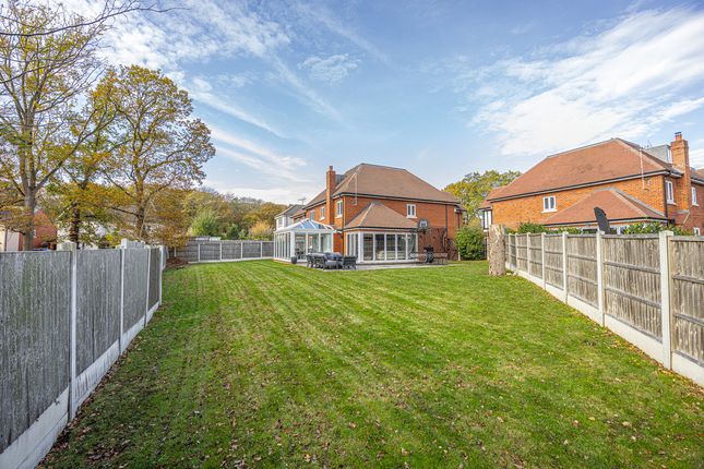 4 Swale Mews, Swale Road, Benfleet photo 2