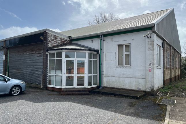 Warehouse to let in Ashley Road, Bournemouth