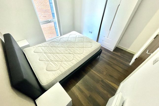 Flat for sale in Riverside, Derwent Street, Salford