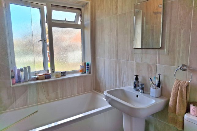 56, Emsworth photo 5