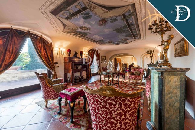 Villa for sale in Via Dell'aia, Calenzano, Toscana
