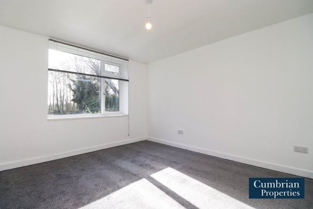 2, Balmoral Court, Carlisle photo 2