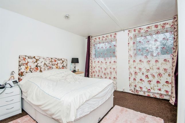 End terrace house for sale in Willonholt, Ravensthorpe, Peterborough