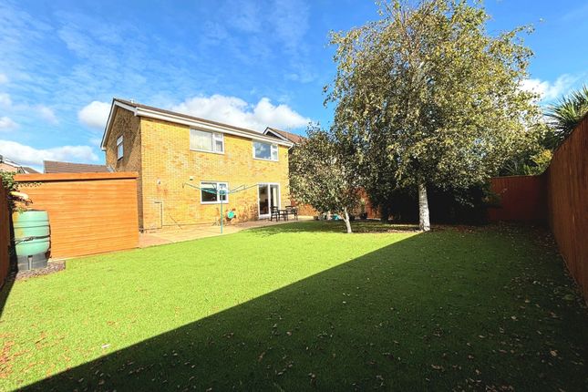 67 Priory Oak, Bridgend photo 4