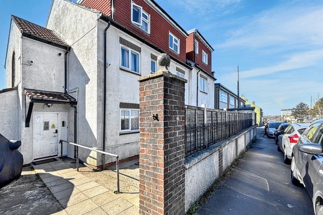 Exterior Front View Of A Well-Maintained Terraced ...