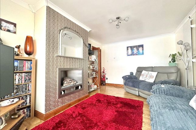 12, Manor Drive, Lower Gornal photo 2