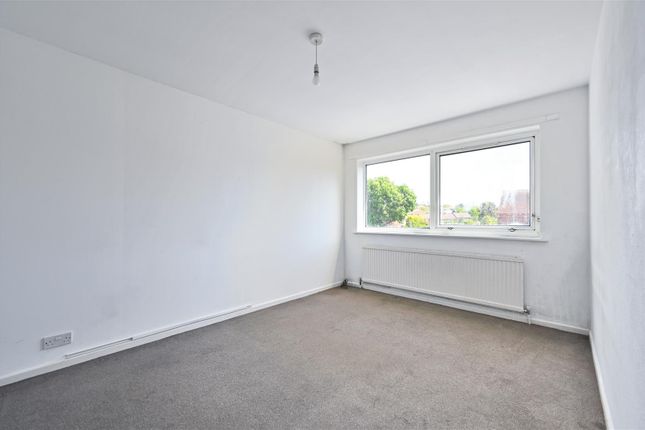 73, Cooden Sea Road, Bexhill-On-Sea photo 3