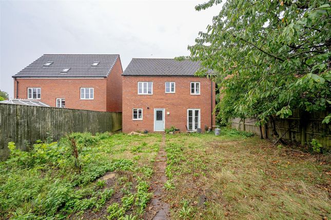 15 Chatsworth Fold, Wigan photo 4