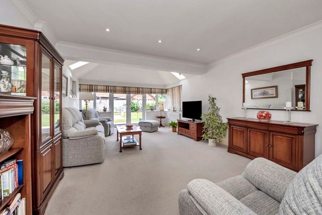 The Lodge, Stow Road, Bury St. Edmunds photo 3