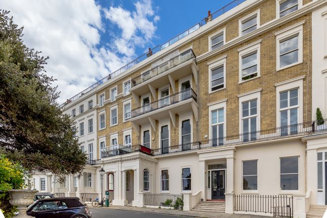 Thumbnail Flat for sale in Eastern Terrace, Brighton