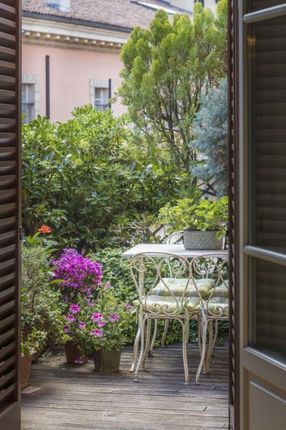 Apartment for sale in Emilia-Romagna, Bologna, Bologna