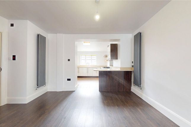 32, Hoppet Lane, Droylsden photo 5
