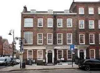 Office to let in 28 Church Row, London