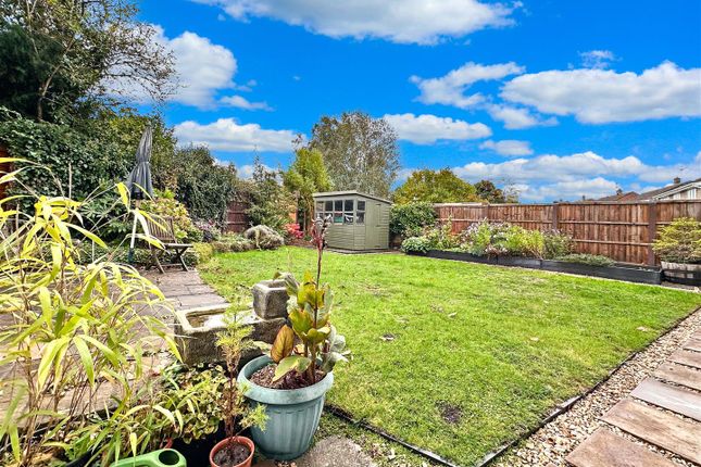 6, Woodlands, Newark photo 3