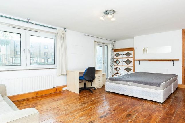 Flat to rent in Bayham Street, London