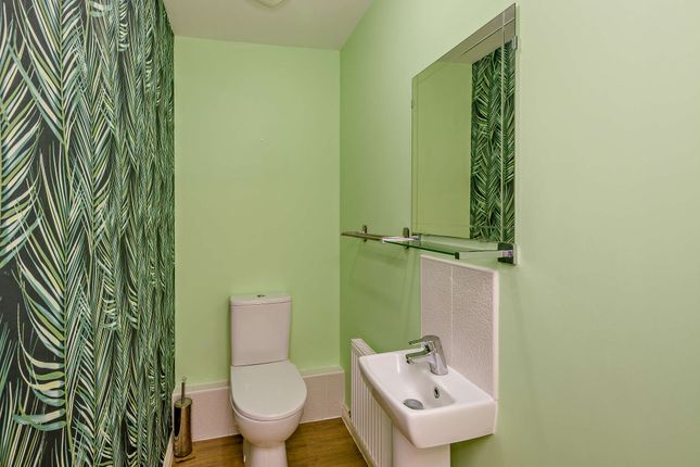 123 Craig Hopson Avenue, Castleford photo 4