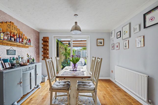 46 Jefferson Drive, Rainham, Kent photo 4
