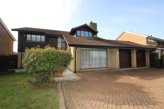 5-bed house on 105, Wentworth Drive, Bedford, £865,000