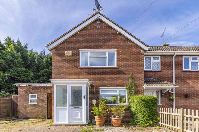 End terrace house for sale in Knights Close, Eaton Bray, Central Bedfordshire