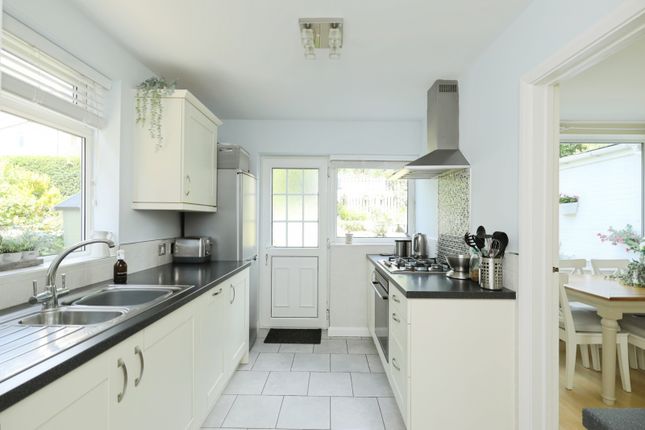 5, St. Albans Close, South Yorkshire photo 4