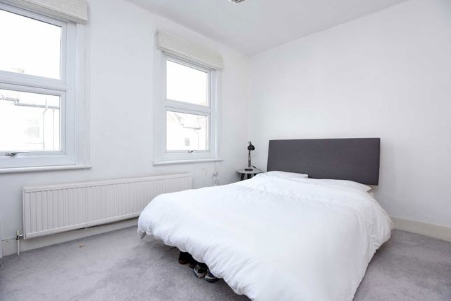 26, Sunnyhill Road, London photo 3