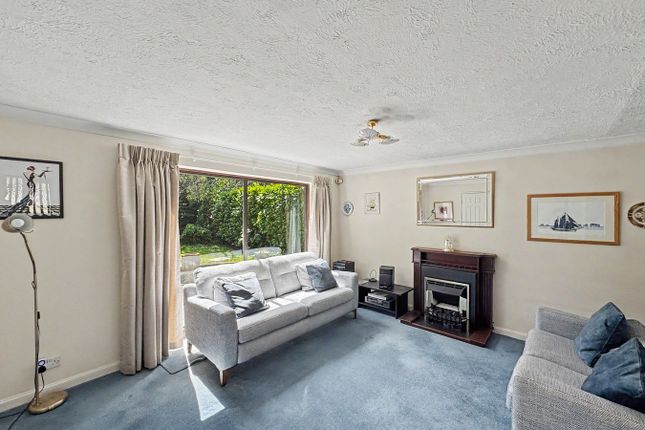 5, Durley Gardens, Orpington photo 2