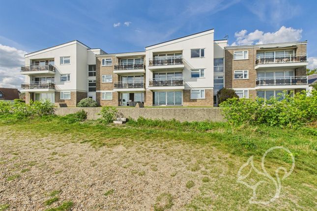 2-bed flat on 7 Shears Court Shears Crescent, Colchester, £400,000