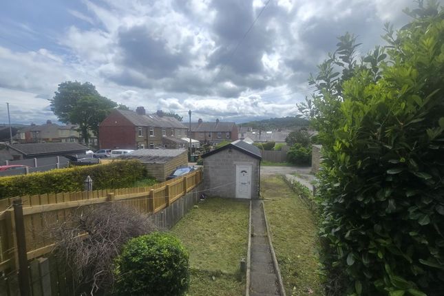 42, Long Lane, Huddersfield photo 4