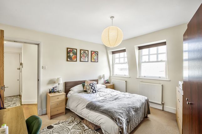 Flat 5, 24-28, Nelson's Row, London photo 4