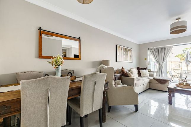 16, Ashdene Close, Ashford photo 4