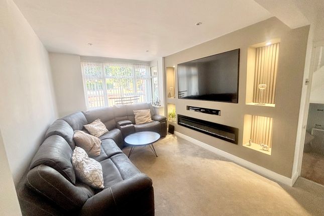 71, Leamington Spa photo 2