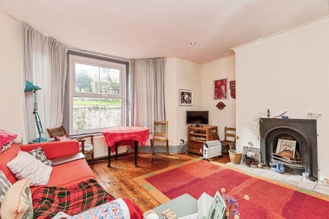 Garden Flat, 61, Elphinstone Road, Hastings photo 3