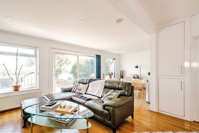 232, Brighton Road, Lancing photo 4